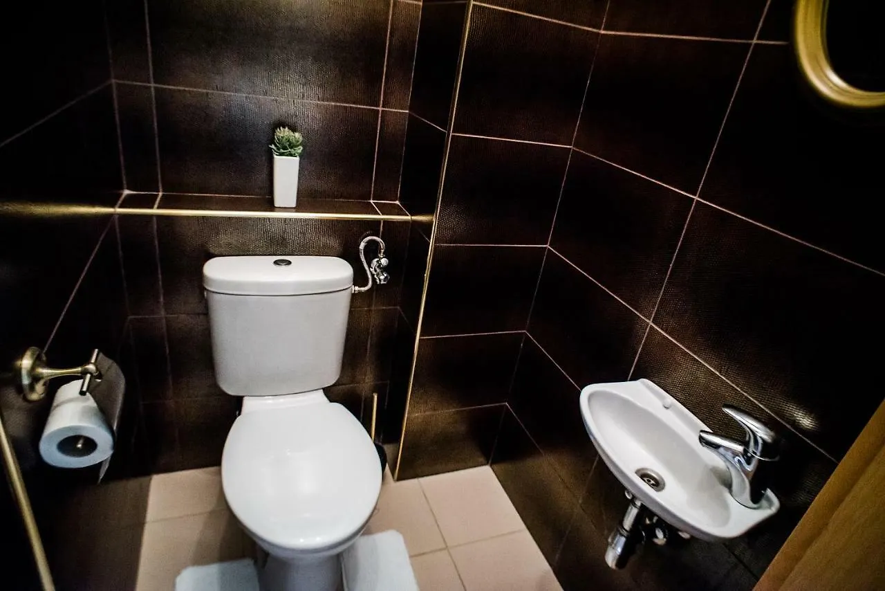 Hollo Apartment - Private Garage - A/C Budapest 0*,  Hungary